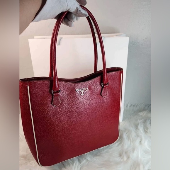 Prada Red Leather Tote Authentic - Picture 3 of 13